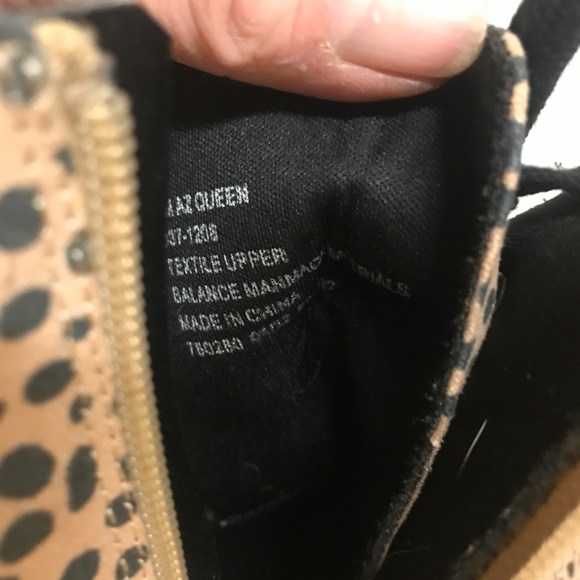 Arizona Jean Co Cheetah Print Hiking Boots - Picture 3 of 4